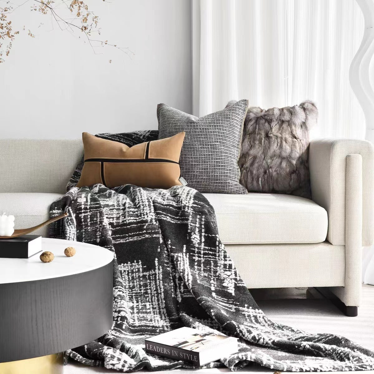 KTX-896851 Cozy Modern Polyester Fiber Bed Blanket and Sofa Cover - 140x240cm