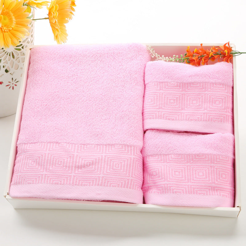 KTX-899923 Soft Cotton Three-Piece Towel Set with Elegant Embroidery - Multiple Colors and Patterns Available