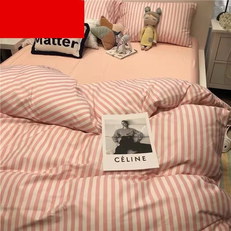 KTX-900499 Cartoon Bear Four-Piece Bedding Set with Quilt Cover in Various Sizes