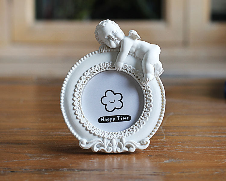KTX-907027 Cupid Little Angel Heart-Shaped Resin Photo Frame with Variety of Designs and Sizes