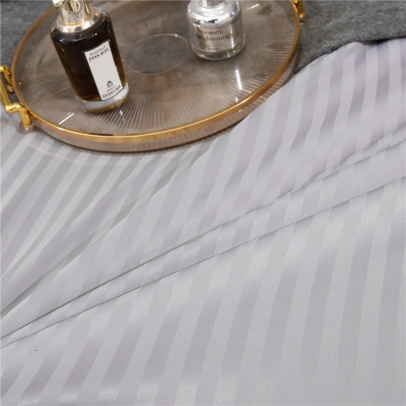 KTX-908563 Geometric Pattern Flower Bedding Set with Quilt Cover and Pillowcases, Multiple Sizes Available