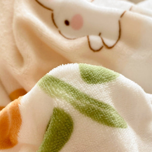 KTX-911699 Coral Velvet Four-Piece Bedding Set with Milk Fiber, Double-Sided Quilt Cover and Fitted Sheets