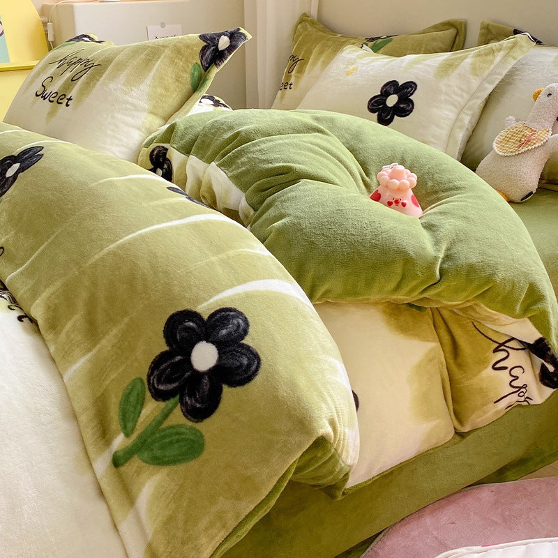 KTX-911699 Coral Velvet Four-Piece Bedding Set with Milk Fiber, Double-Sided Quilt Cover and Fitted Sheets