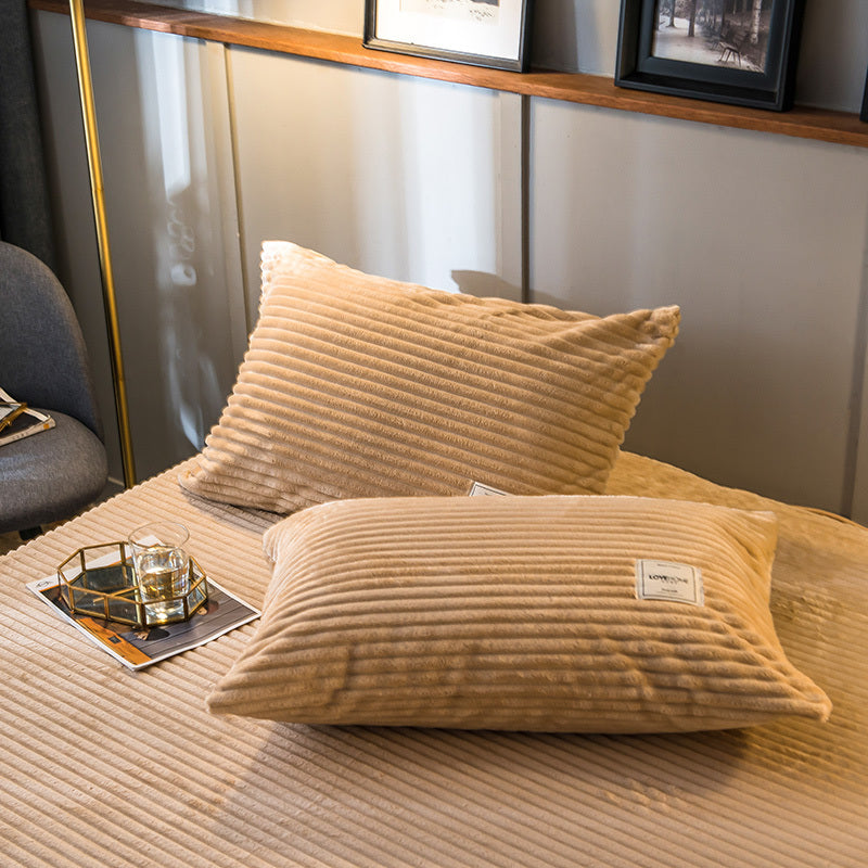 KTX-930131 Magic Velvet Duvet Cover Set - 4-Piece Bedding in Polyester Fiber