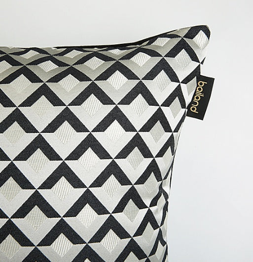 KTX-930643 Geometric Modern Minimalist Throw Pillow - 45x45cm & 50x50cm Options with Soft PP Cotton Filling
