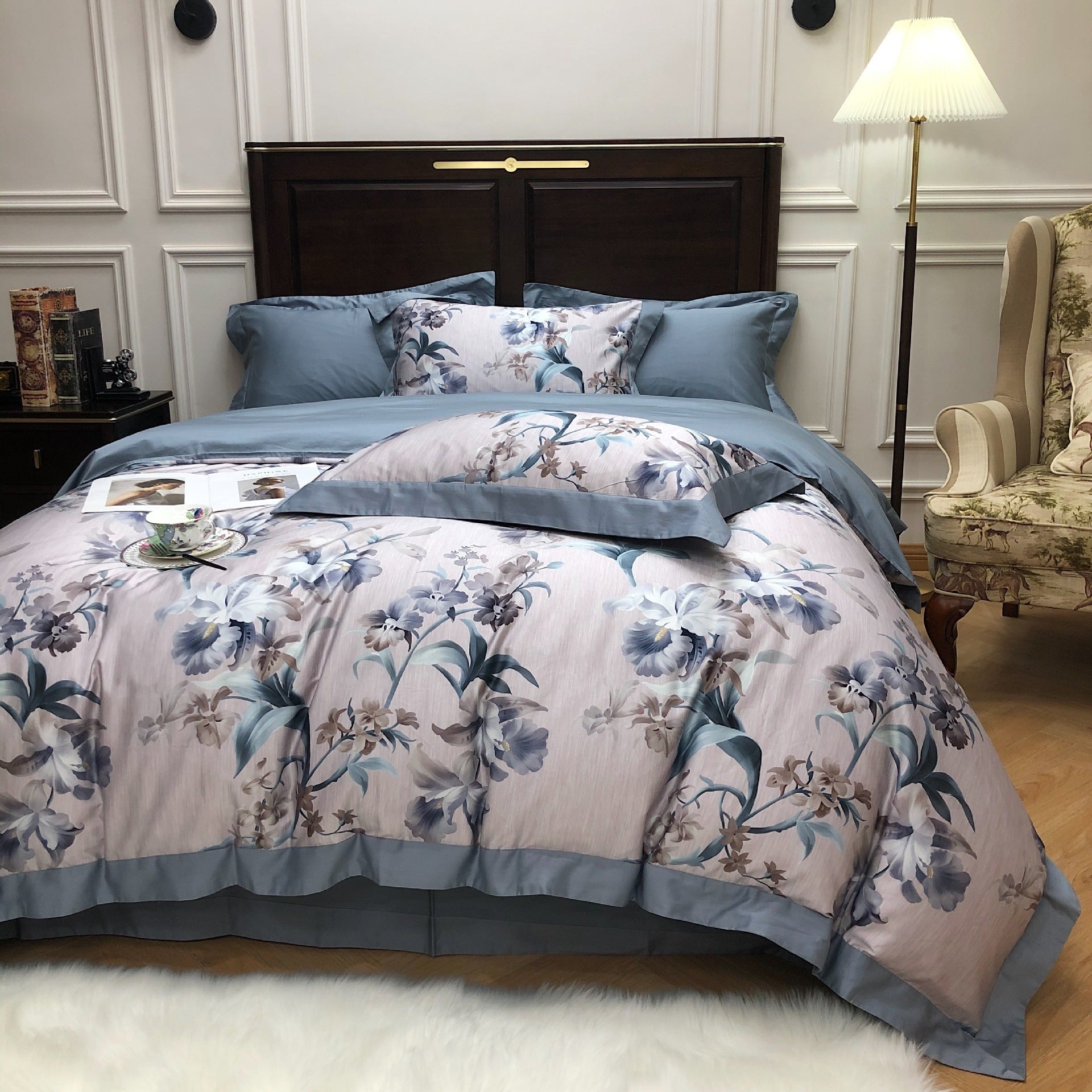 KTX-951379 European Style Cotton Digital Printing Four-Piece Bed Set with Floral Embroidery