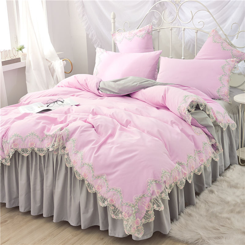 KTX-958291 Elegant Four-Piece Polyester Bedding Set in Various Styles and Colors
