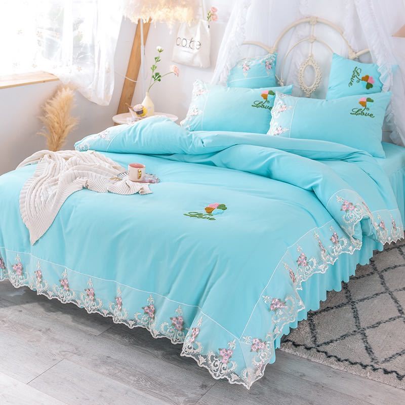 KTX-958291 Elegant Four-Piece Polyester Bedding Set in Various Styles and Colors