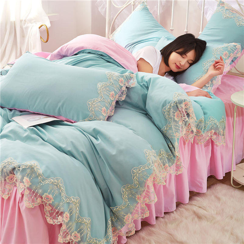 KTX-958291 Elegant Four-Piece Polyester Bedding Set in Various Styles and Colors