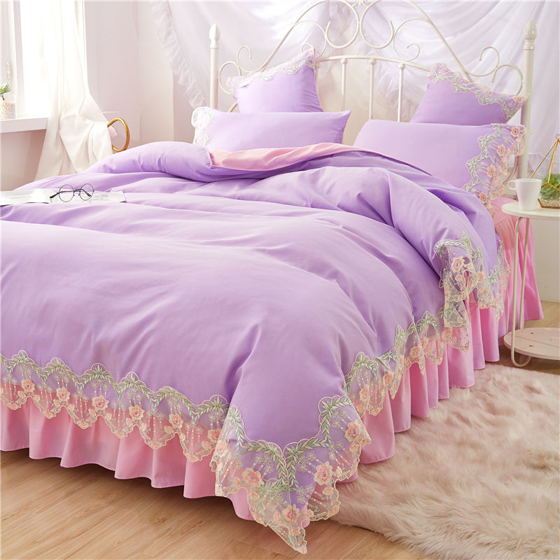 KTX-958291 Elegant Four-Piece Polyester Bedding Set in Various Styles and Colors