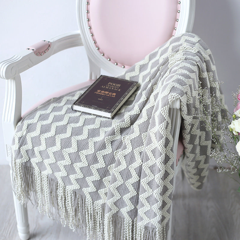 KTX-960595 Knitted Geometric Wool and Cashmere Blanket – Versatile for All Seasons, 120x230 cm