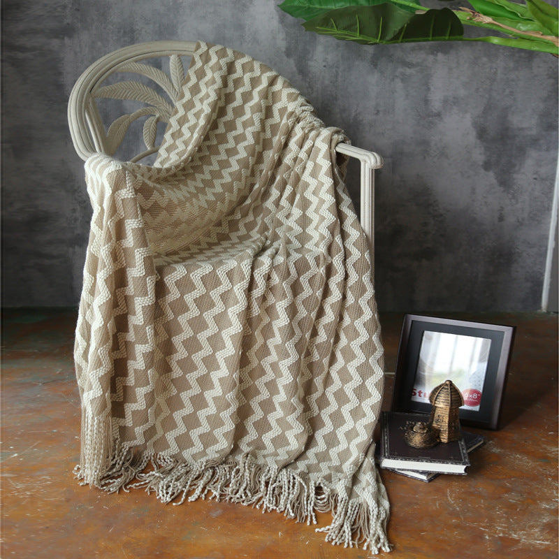 KTX-960595 Knitted Geometric Wool and Cashmere Blanket – Versatile for All Seasons, 120x230 cm