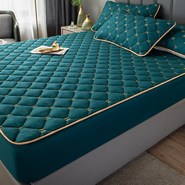KTX-972947 Quilted Fitted Mattress Protector Cover - Breathable, Dustproof, Waterproof, Green
