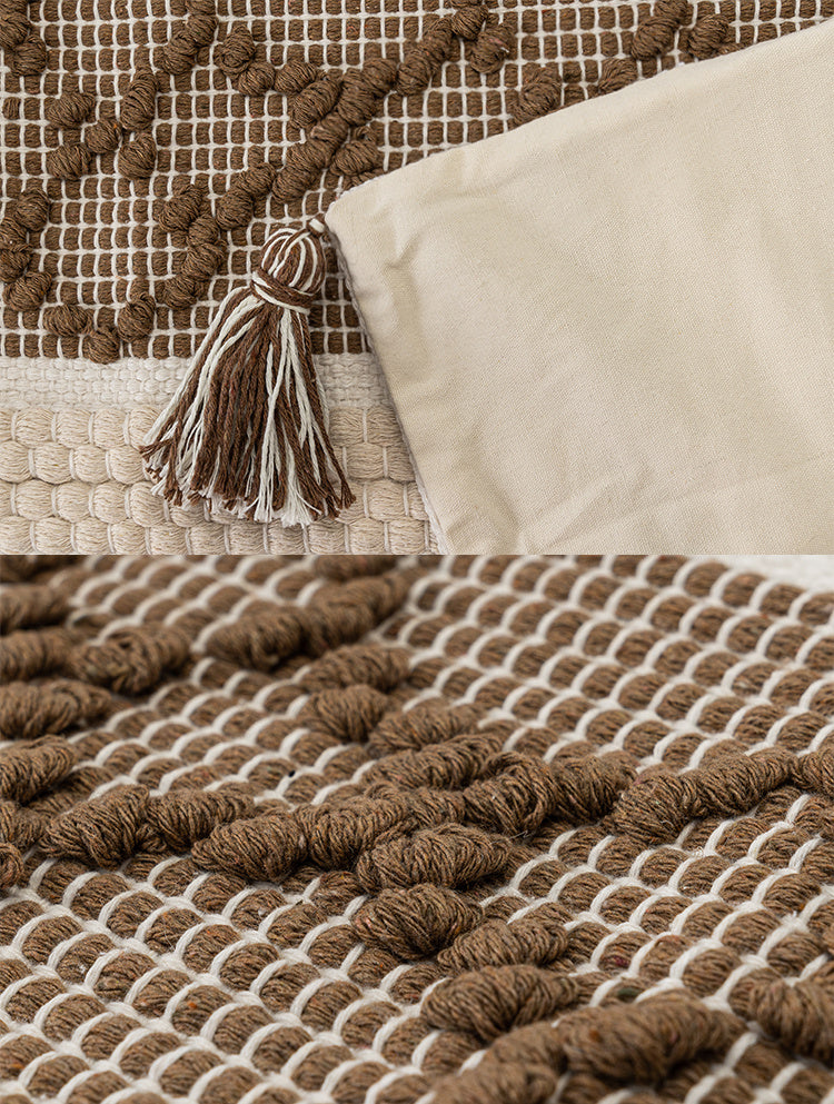 KTX-974739 Handmade Geometric Plush Pillowcase - Retro Brown Square Design (45x45cm)