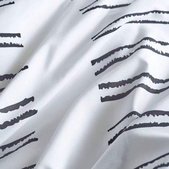 KTX-979859 Three-Piece Modern Floral Quilt Cover Set with Pillowcases, Multiple Sizes Available