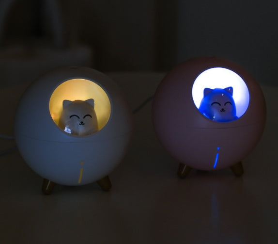 KTX-983315 Cute Planet Cat Night Light Humidifier with USB - Silent Spray, 220ml Capacity for Home Office
