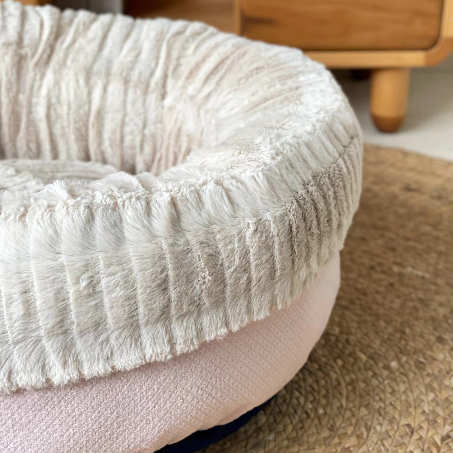KTX-997779 Soft Thickened Round Cat and Dog Pad with Plush Filling and Velvet Surface, Multiple Sizes Available