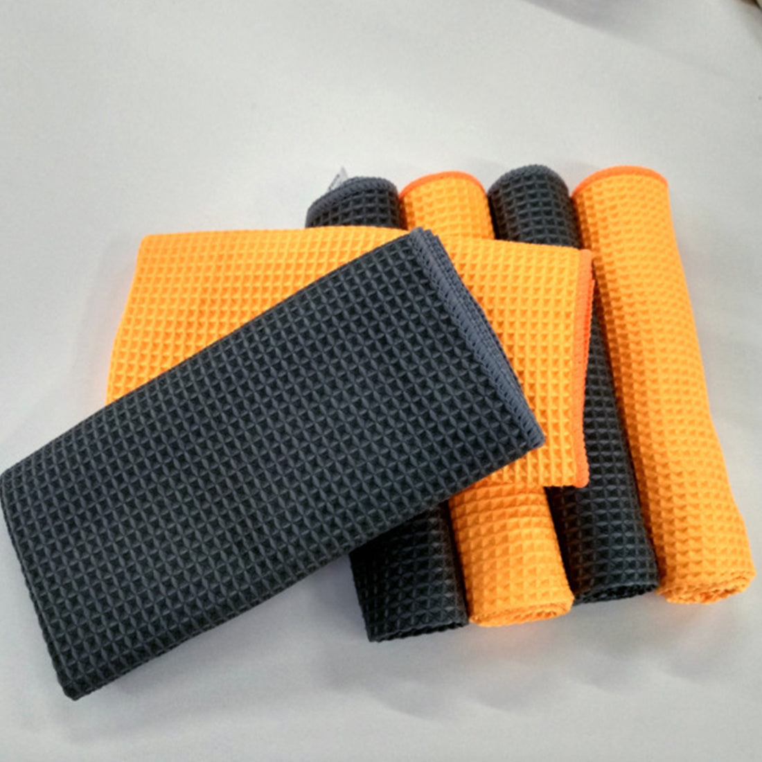 KTX-999379 Microfiber Car Wash Towel - Ultra Absorbent Wafer Style, Soft and Scratch-Free, 40x40cm, Orange/Gray
